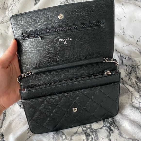CHANEL chain wallet on chain - Picture 2 of 6